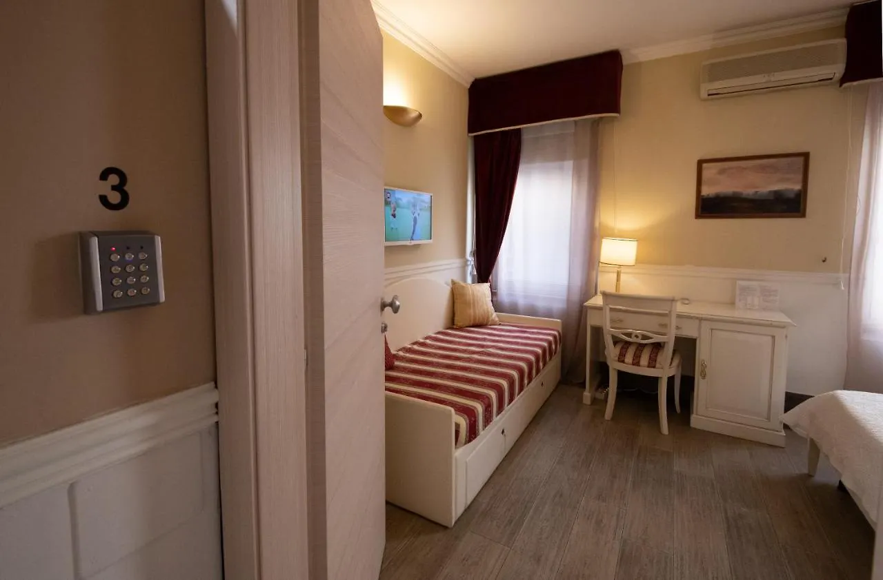 Hotel Bed Bra Verona