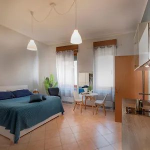 Italianflat - Rentroom Old Town - 200mt To Arena Gasthof